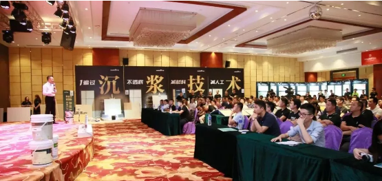 萬(wàn)磊30年，不走尋常路